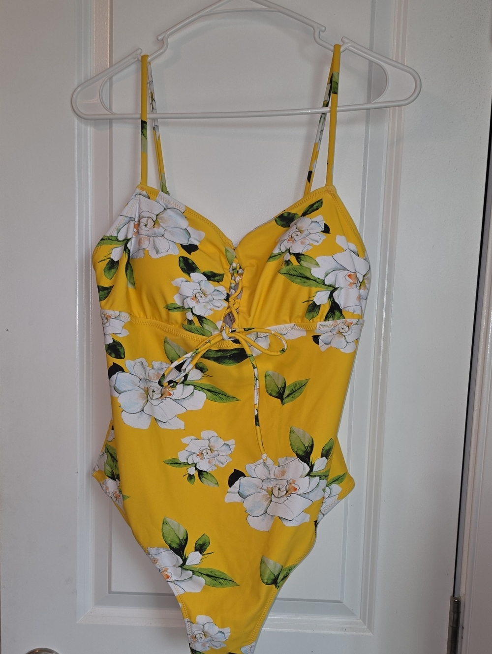 Cupshe Yellow Floral Lace-Up One-Piece Swimsuit